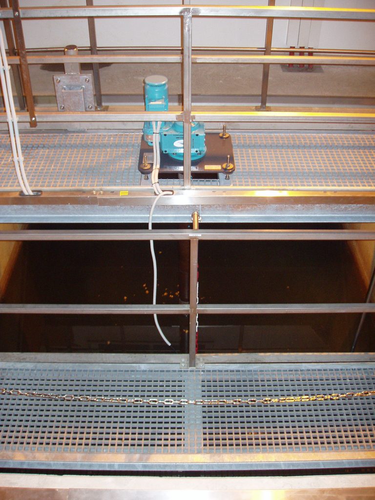 OLYMPUS DIGITAL CAMERA Tertiary Nitrate Treatment at a WWTP, Czech Republic