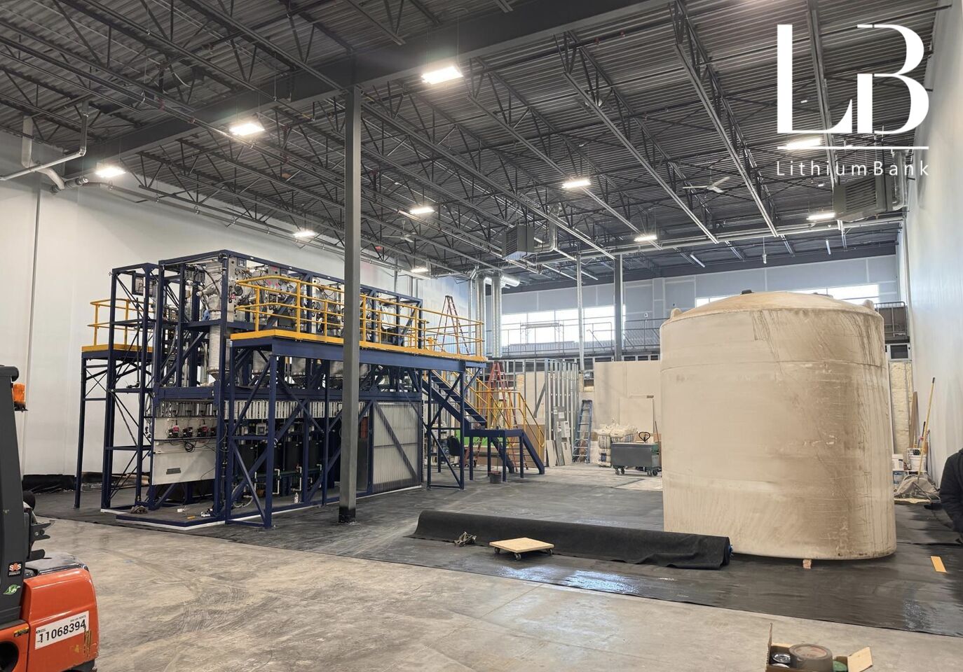 LithiumBank Making Excellent Progress Assembling cDLE® Pilot Plant in Calgary